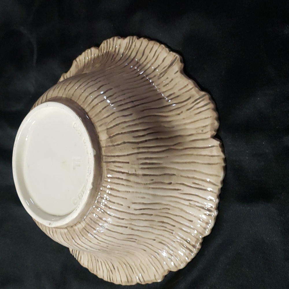 Vintage Fitz and Floyd Raspberry Bowl. - Picture 3 of 9